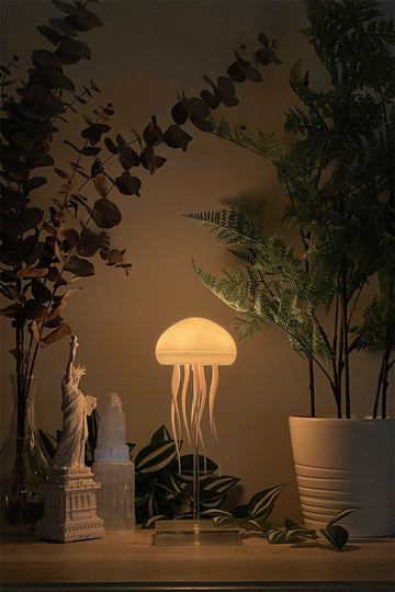Floating Jellyfish Lights – A mesmerizing floating jellyfish experience!